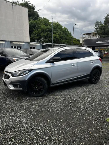 Chevrolet Onix 1.4 Ltz 5 p