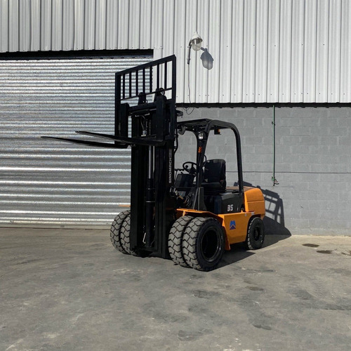 Imagen 15 de 16 de Autoelevador 3500kg 3.5 Toneladas Triple Torre 4.5m Duales