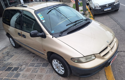 Chrysler Caravan 3.3 Se 3.3