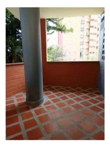 Rhbr-14703 (casa) 2 Niveles (belen, Aliadas)