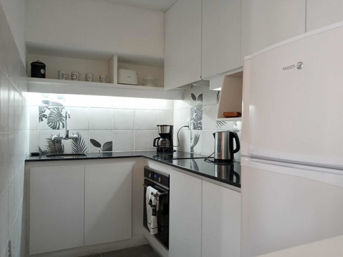 Imagen 9 de 14 de Dueño Vende . Apartamento Con Garage. En La Península.