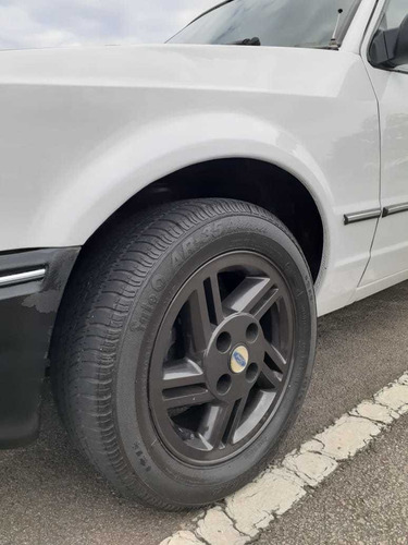 Ford Escort L 1.6