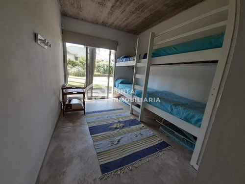 Imagen 27 de 30 de Venta Casa 4 Dormitorios Con Piscina En Parada 7, Playa Mansa +alquiler Temporal - Punta Del Este Mansa