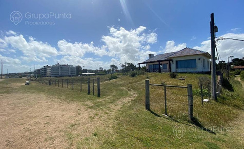 Terreno De 10.000 Mts² Frente Al Mar - Parada 39 Playa Mansa