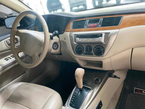Imagen 2 de 3 de Mitsubishi Lancer 2.0 Automático
