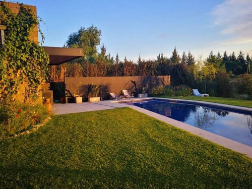 Imagen 2 de 30 de Casa En Venta En El Encuentro, General Pacheco, Tigre