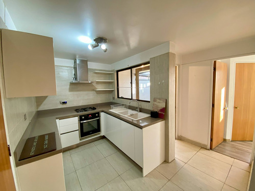 Oportunidad: Arriendo Casa 3d/2b + Servicio, Est. Techado