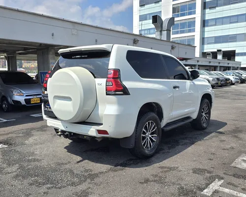 Toyota Prado Tx 2020 At 2.7 Kms 4x4 Kms 46.500 Peritaje 1a