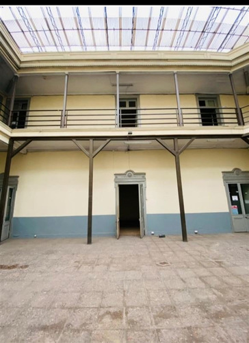 Imagen 8 de 12 de Oficina En Arriendo En Santiago