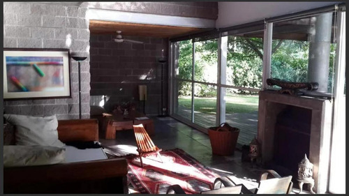 Casa En Venta - 2 Dormitorios 2 Baños - 1.200mts2 - José C. Paz