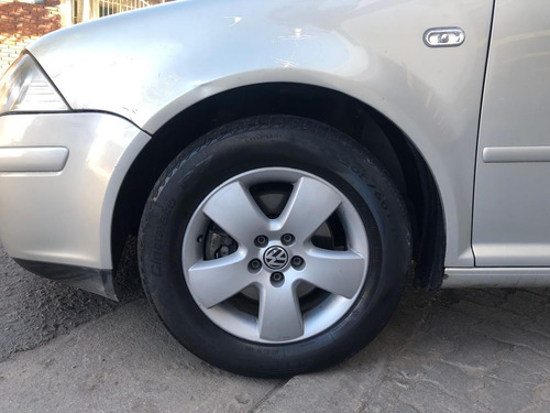 Volkswagen Bora 1.8 Highline T 180cv