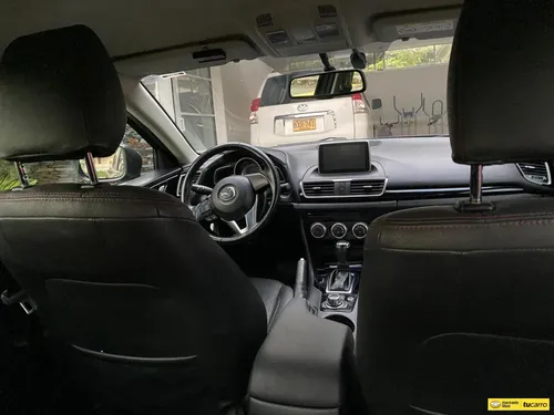Mazda 3 2.0 Touring