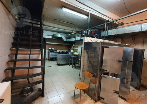 Imagen 5 de 8 de Local Gastronomia Equipado Listo Para Usar Zona Retiro Plaza San Martin