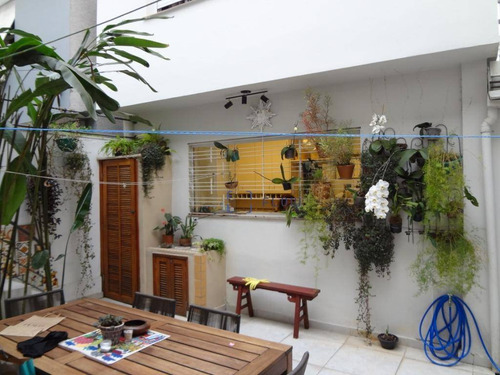 Casa Com 3 Dormitórios E 2 Vagas De Garagem - Paraíso - Ca1367