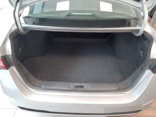 Nissan Sentra 2.0 Advance Cvt