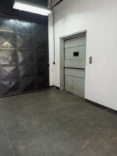 Imagen 3 de 7 de Alquiler Galpon De 800 Mts En Zona Industrial Guarenas, En La Parte Posterior Terreno De 5000 Mts²,ideal Para Empresa Farmaceutica, De Alimentos O Cualquier Rubro, Por Su Amplio Espacio
