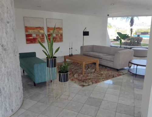 Alquiler Vacacional. Bello Apto. Balcon. Costa Azul