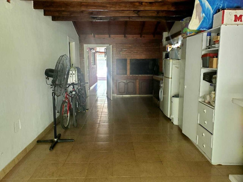 Casa 3 Amb. 2 Baños, Cochera P 2 Autos C Parrilla Y Pile