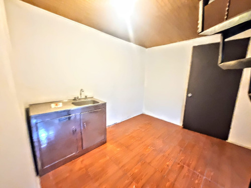 Real Oportunidad Inversión! 12 Dorm. 6 Baños, 3 Deptos Inter