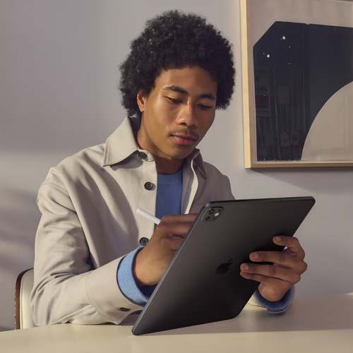 Apple iPad Pro 13 Wi-Fi, 2 TB - preto (m4) - Distribuidor Autorizado