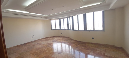 Imagen 3 de 14 de Alquiler Apartamento Bien Ubicado Calle 72 Pozo De Agua