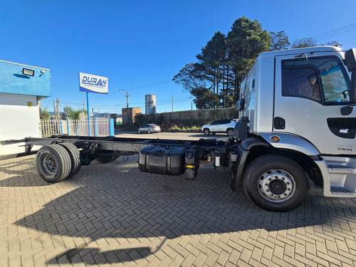 Caminhão Ford Cargo 1719 No Chassis Estava Trabalhando.