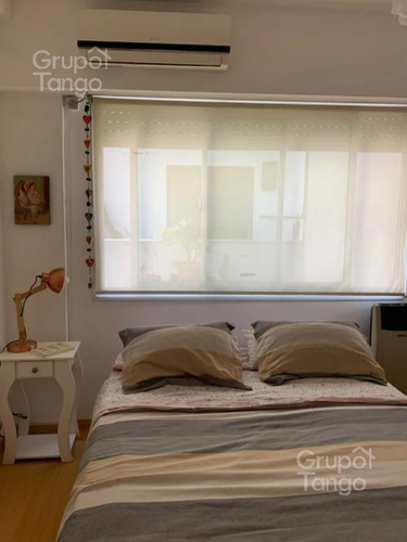 Venta Ph 2 Ambientes En Villa Crespo Con Patio Apto Crédito