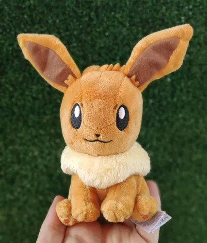 Eevee Sentada Pelúcia Original Pokémon Center 33cm