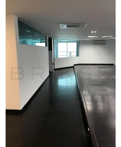 Oficina En Arriendo/venta En Chico Norte. Cod A3435