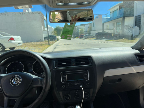 Volkswagen Jetta 2.5 Comfortline At