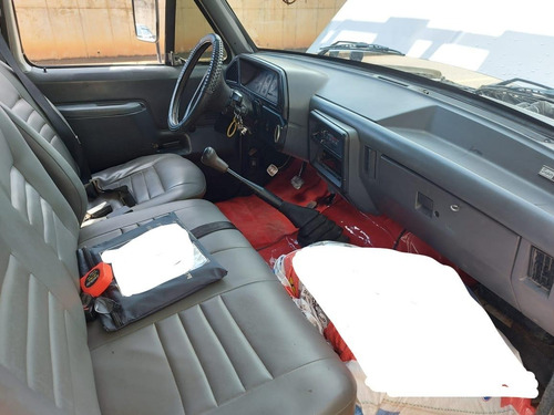 Ford F-4000 Boiadeira 1993