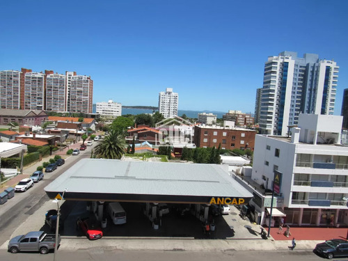 Apartamento En Punta Del Este, Brava