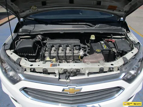 Chevrolet Onix Lt 1400cc Mt Aa