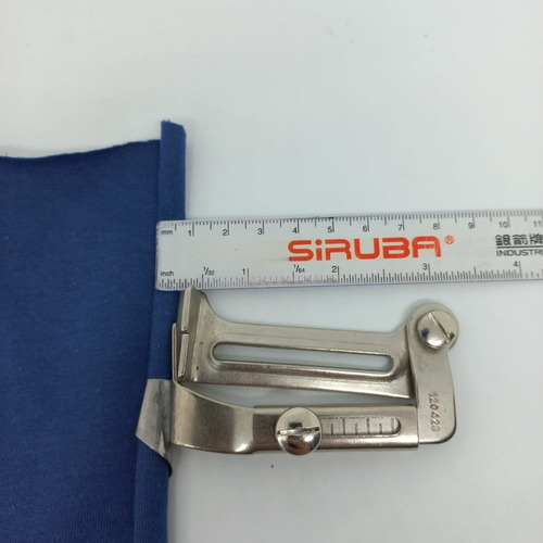 Imagen 2 de 2 de Guia Para Dobladillo Y Ruedo Maquina Recta Industrial