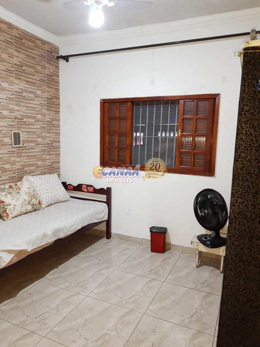 Casa Em Mongaguá Com Fogão A Lenha . - V6851