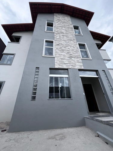 Apartamento Com 2 Quartos Sendo 1 Suite, Cobertura E 2 Vagas De Garagem, À Venda, Bairro São Marcos - Conselheiro Lafaiete