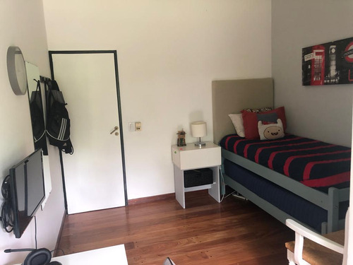 Casa En Alquiler De 3 Dormitorios En Impecable Estado Amoblada Y Equipada