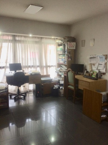 Imagen 7 de 14 de Oficina En Alquiler En Lanus Este