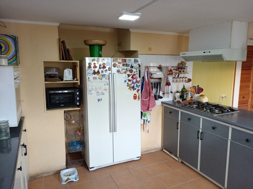 Casa Central 3 Dormitorios 2 Baños Living Y Comedor Estacion