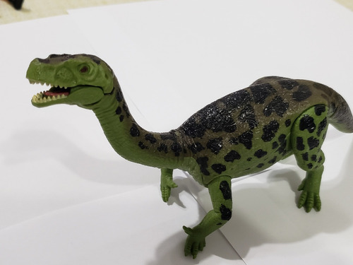 Jurassic World Figura Riojasaurus Dinosaurio Escala 1/18 (Usado)