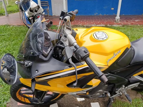 Pulsar Rs 200 2017