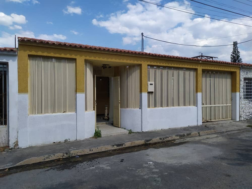 Imagen 2 de 19 de Cómoda Casa En La Urbanización Los Libertadores En La Ciudad De Palo Negro Aragua