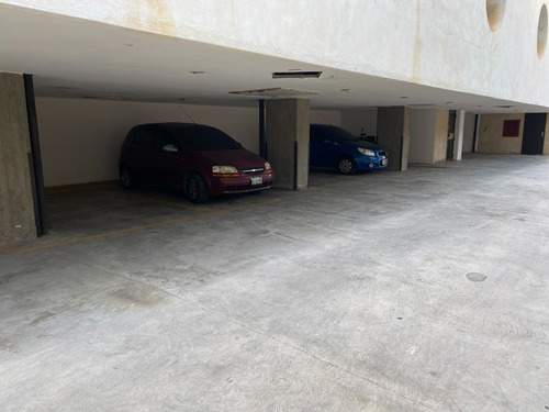 Imagen 26 de 30 de Apartamento En Alquiler Playa Grande. Yolanda 04122338508