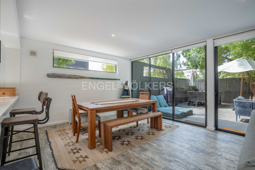 Casa En Excelente Ubicación Cachagua Centro