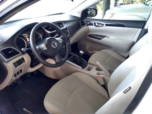 Imagen 4 de 15 de Nissan Sentra 2019 4p Advance L4/1.8 Aut