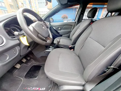 Renault Logan 1.6 Expression / Life +