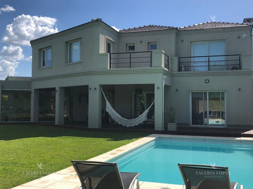 Casa En Venta En Haras Santa Maria, Escobar, G.b.a. Zona Norte