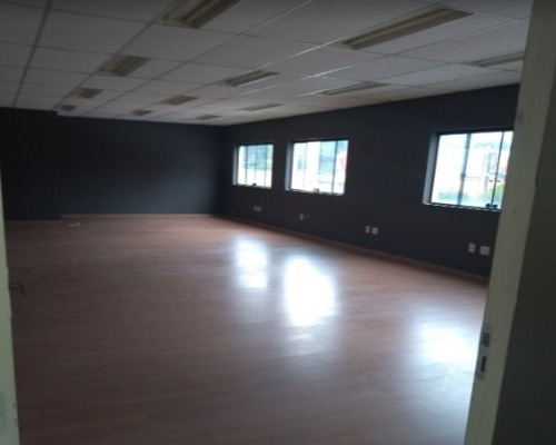 Imagem 4 de 9 de Vende Galpão 1257m2 - 4 Banheiros (2 Recepção E 2 Administração) 2 Vestiários Masc/fem - Gl00005 - 33645279