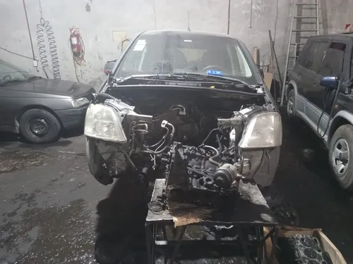 Meriva Modelo 2005 Gasolera. Casco Impecable. Motor Roto