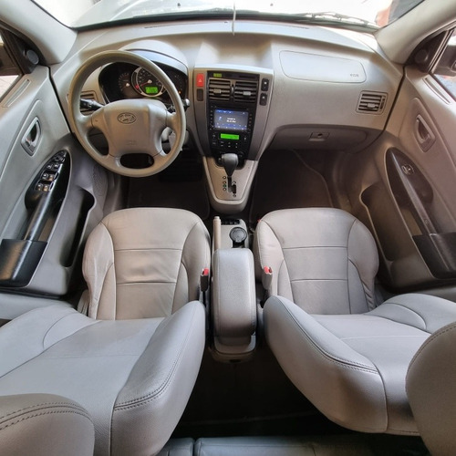 Imagem 11 de 15 de Tucson 2.0 Gls 4x2 Flex Aut. 5p